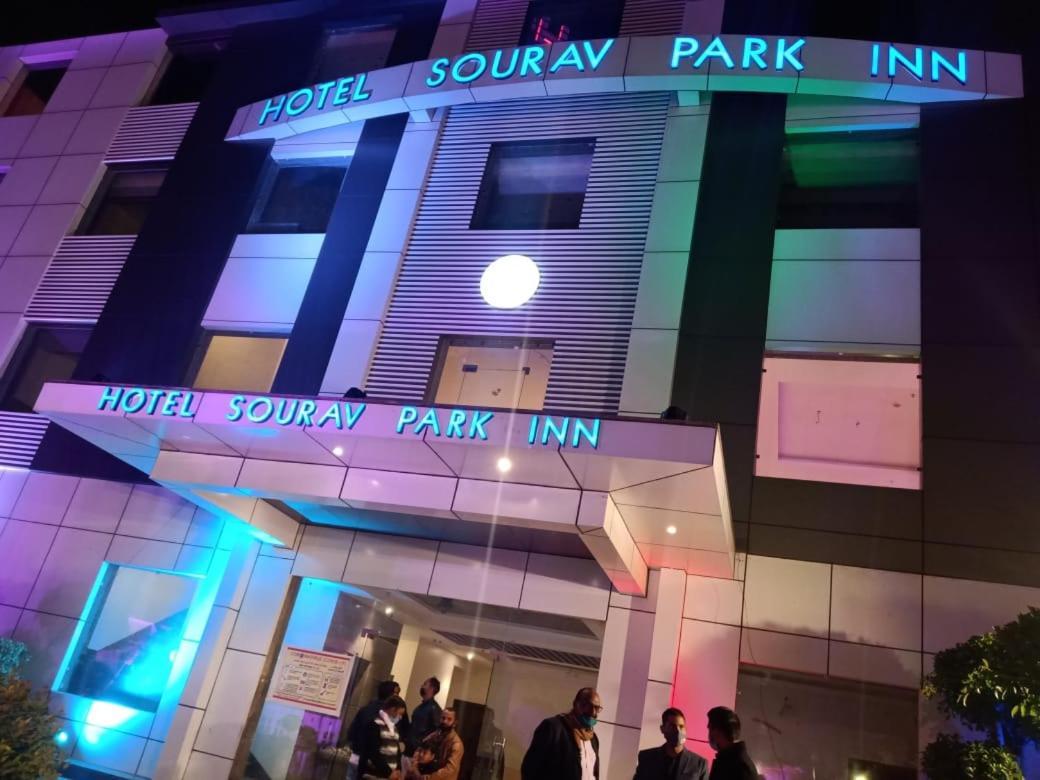 Hotel Sourav Park Inn Agra 阿格拉 外观 照片